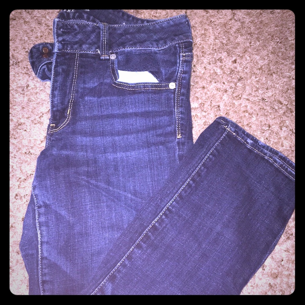 American Eagle Crop Jeans